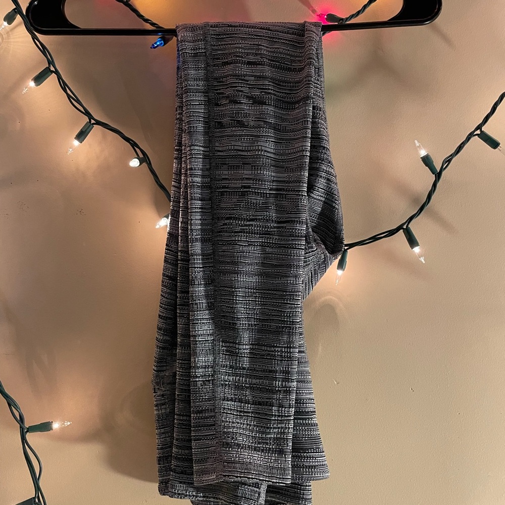 Textured leggings